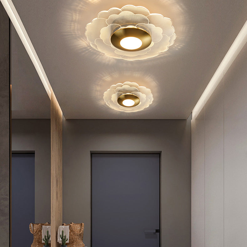 Luz de techo LED semi-empotrada moderna minimalista redonda cuadrada de flores de acrílico y metal para dormitorio 