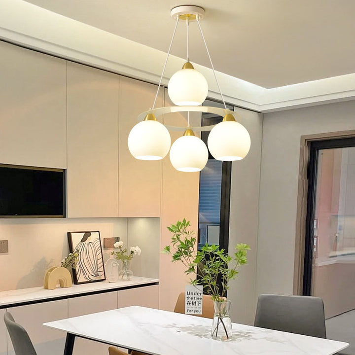 Moderner Einfachheit Eisen Glas Kugel 4-Licht Kronleuchter für das Esszimmer 