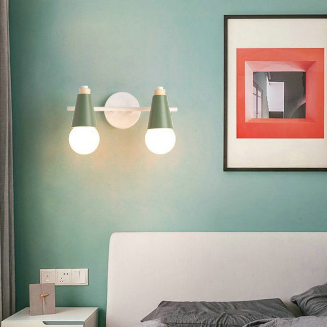 Lampe murale moderne en bois, fer et corne, cône 1/2/3 lumières pour chevet 