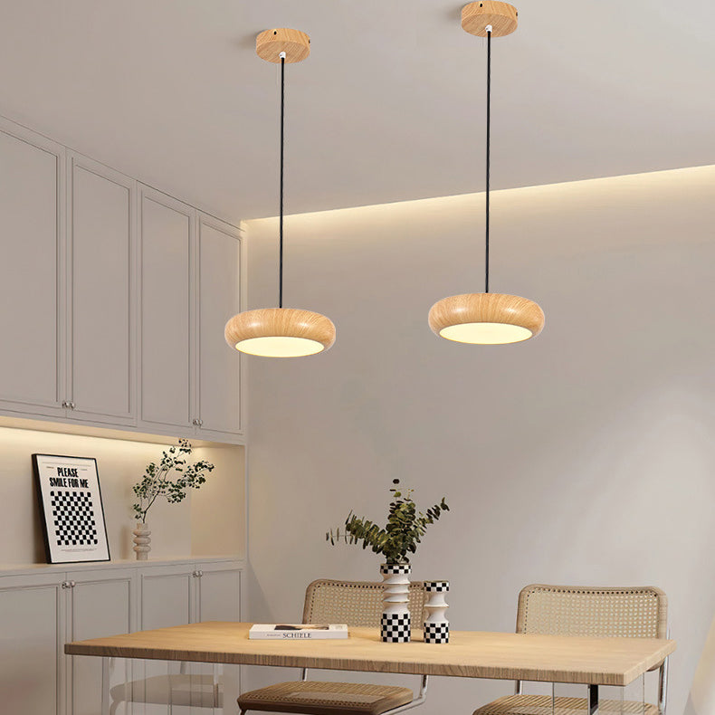 Moderne minimalistische runde Eisen Wasser gedreht Holzmaserung Acryl LED Pendelleuchte für Wohnzimmer 
