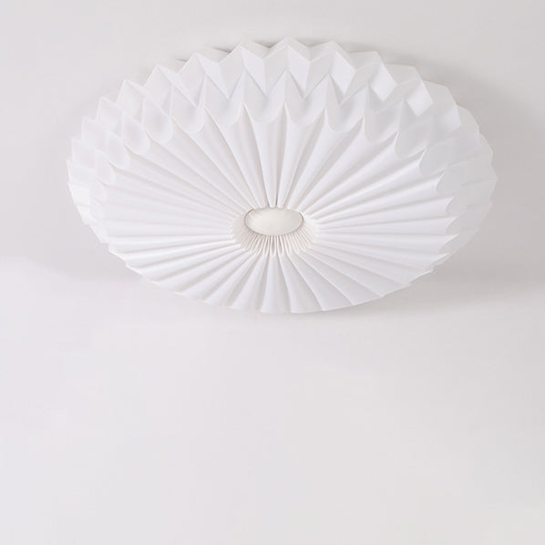 Luz de techo empotrada LED redonda de metal acrílico con pliegues de simplicidad moderna para dormitorio 