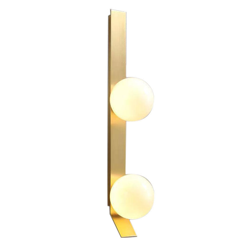 Simplicité Contemporaine Applique Murale en Fer avec Abat-jour en Verre en Forme de Boule 1/2-Lumière pour Salon 