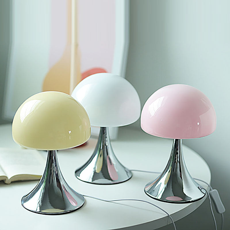 Moderne Einfachheit Eisen Glas Pilz Kuppel 1-Licht Tischlampe für Nachttisch 
