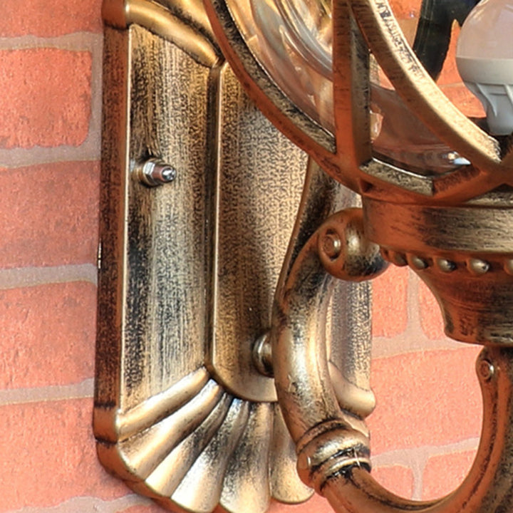 Traditionelle europäische wasserdichte Kugel-Aluminiumglas-Wandleuchte mit 1 Licht für die Außenterrasse 