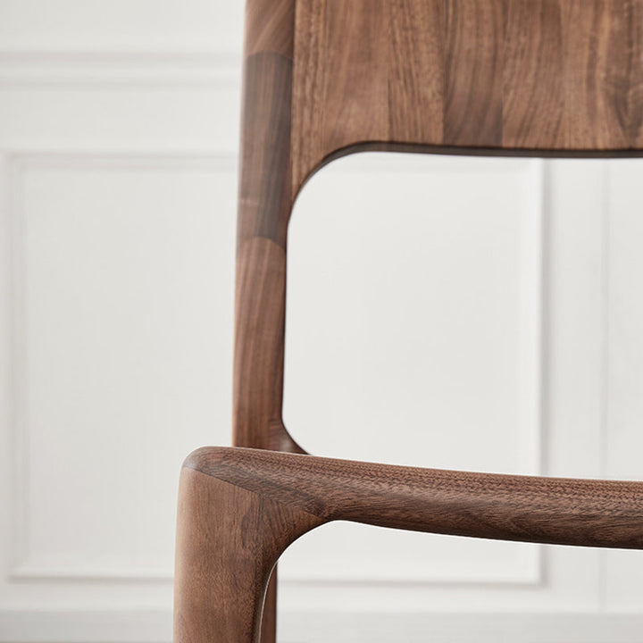 Chaise de salle à manger carrée en bois de noyer rétro contemporain avec dossier pour salle à manger 