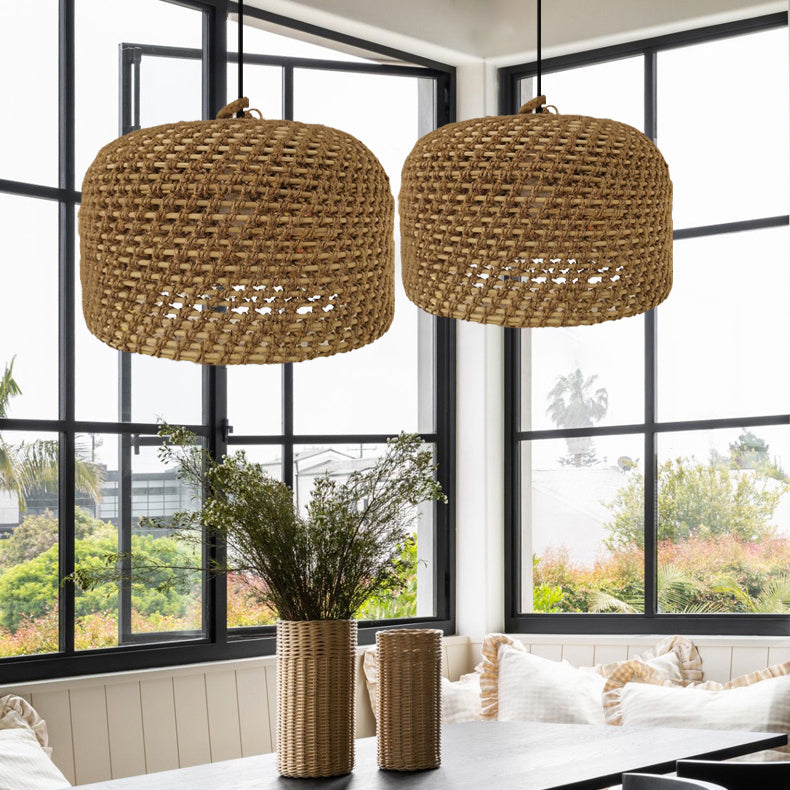 Japanische Wabi-Sabi-Pendelleuchte mit rustikalem Rattangeflecht 