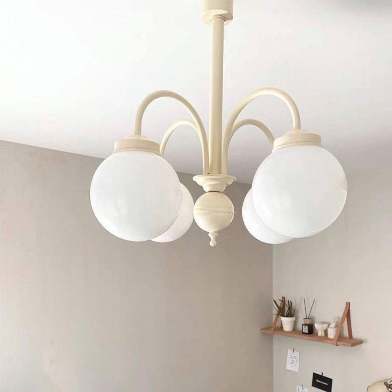 Zeitgenössischer Vintage Creme Orb Eisen Glas 4/6 Licht Kronleuchter für Wohnzimmer 