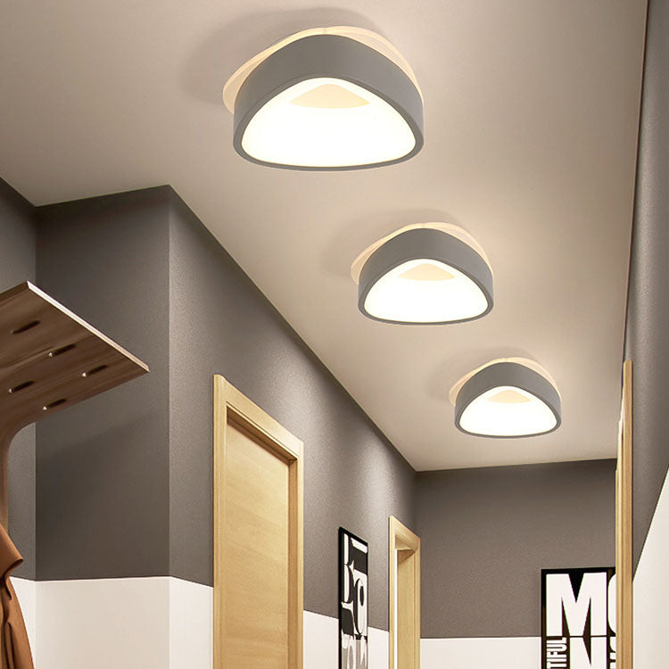 Zeitgenössische Einfachheit Eisen Acryl geometrische Pentagramm LED Unterputz Deckenleuchte für Schlafzimmer 