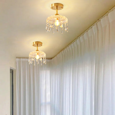 Traditionelle französische runde Deckenleuchte aus Eisen, Kupfer, Glas und Kristall, 1-flammig, halbbündige Montage, für Schlafzimmer 