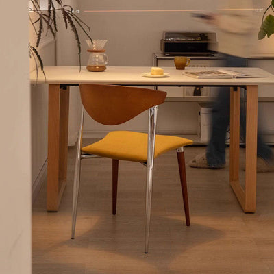 Chaise de salle à manger contemporaine rétro en bois de hêtre, fer, velours, éponge carrée avec dossier incurvé pour salle à manger 