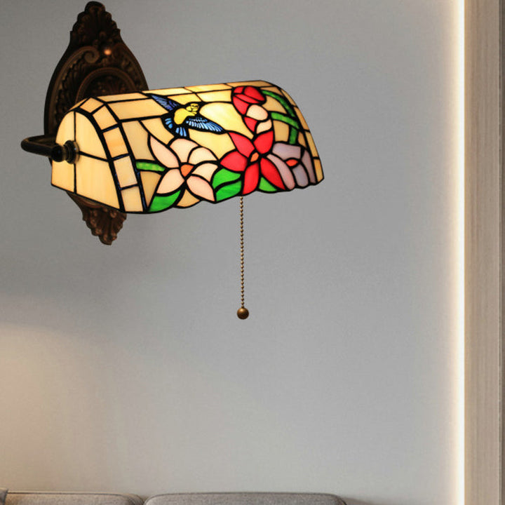 Applique murale traditionnelle Tiffany demi-cylindre en alliage de zinc et fer avec verre teinté 1 lumière pour salon 