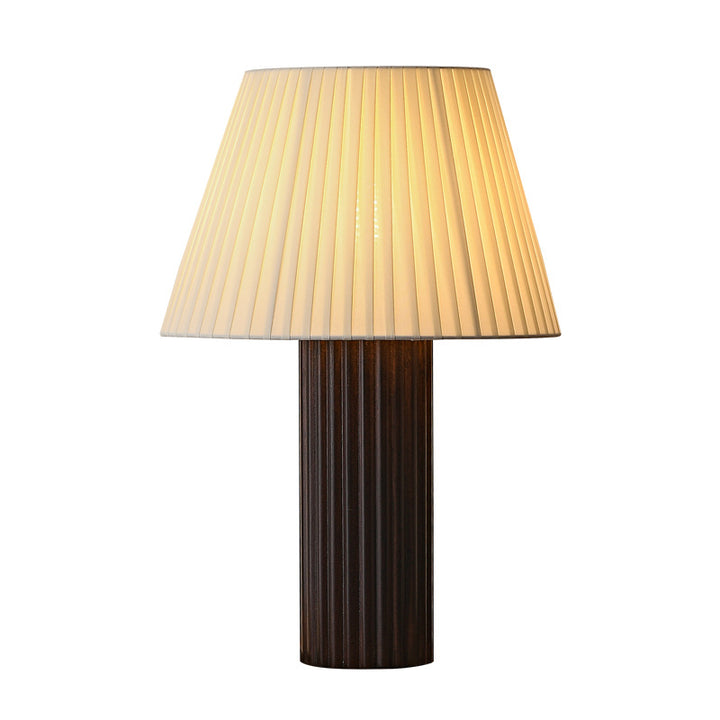 Lámpara de mesa de 1 luz de cilindro retro contemporáneo de madera plisada y tela con latón para mesita de noche 