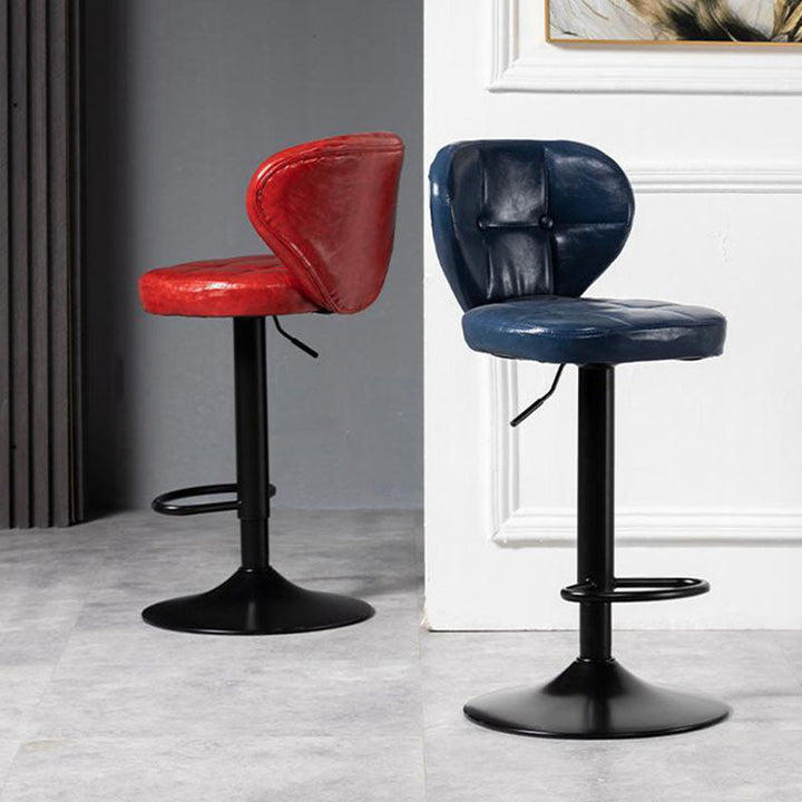 Tabouret de bar métallique carré minimaliste moderne en cuir ciré huilé avec dossier sans accoudoirs pour salle à manger 