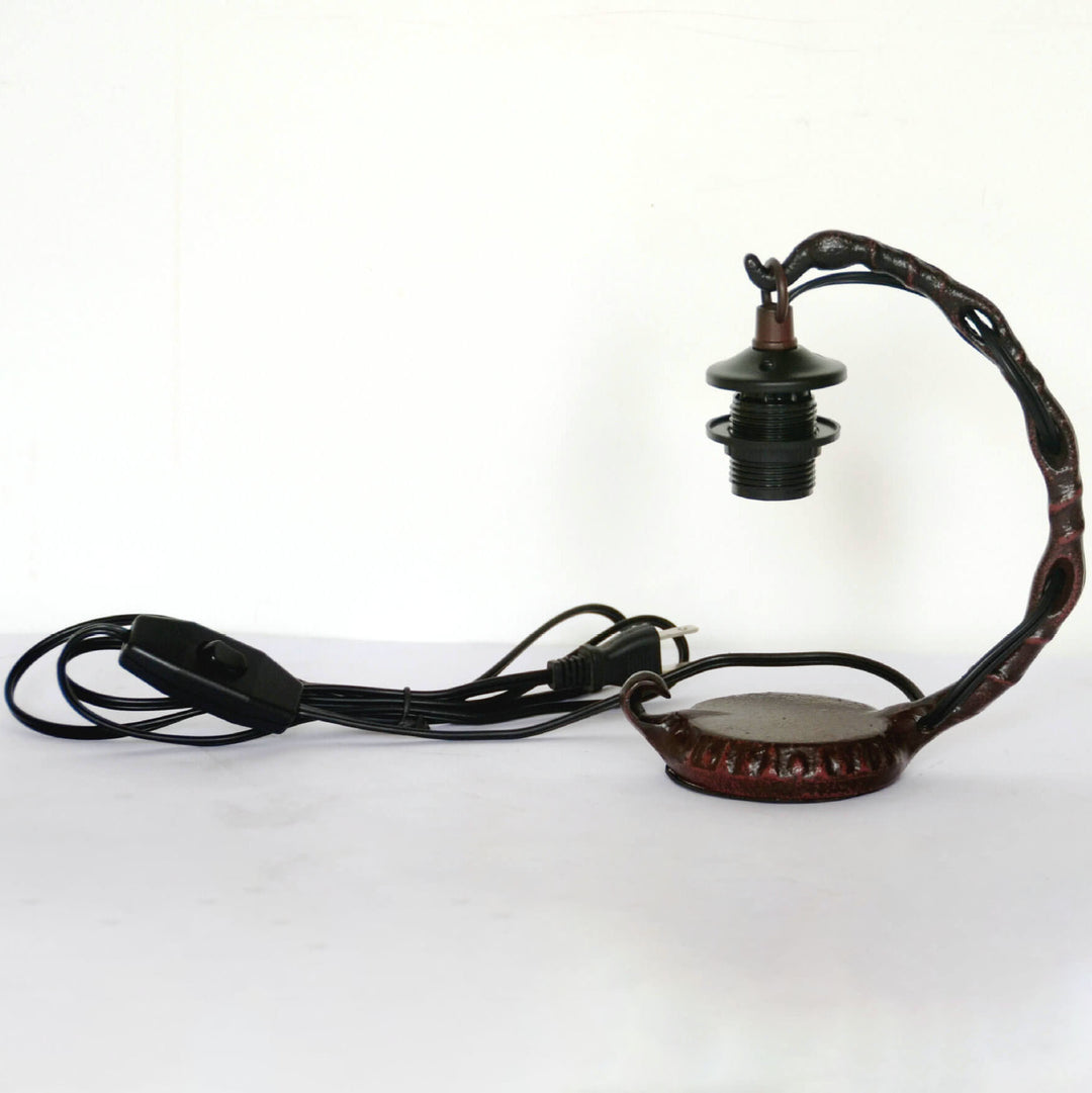 Vintage Tiffany Trauben Buntglas Metallbasis 1-Licht Tischlampe 