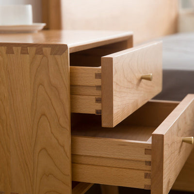 Table de nuit nordique contemporaine en bois massif à 2 tiroirs pour chambre 
