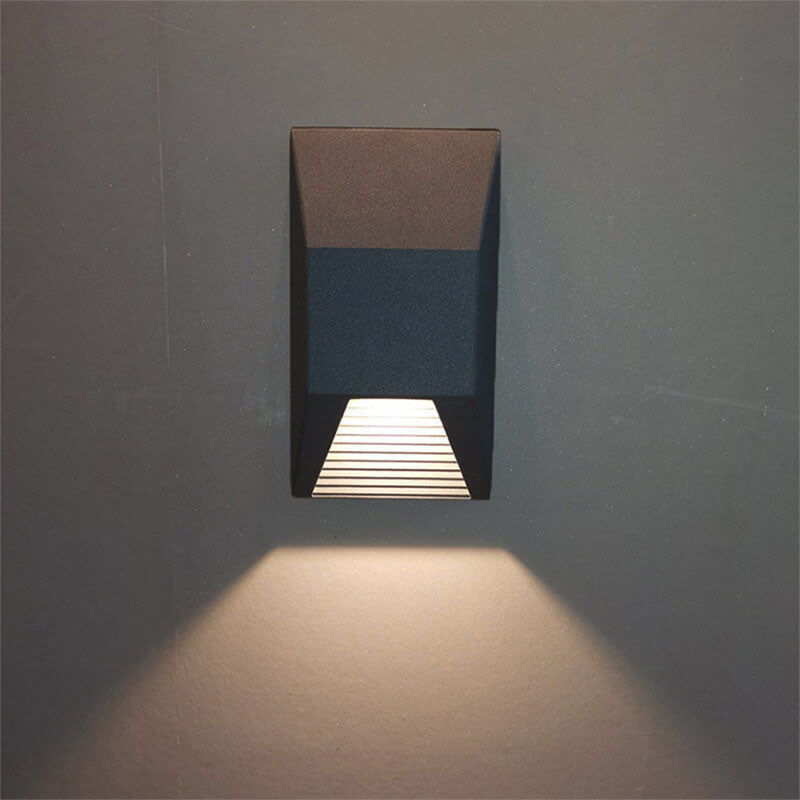 Apliques de pared LED impermeables con focos de geometría moderna para exteriores 