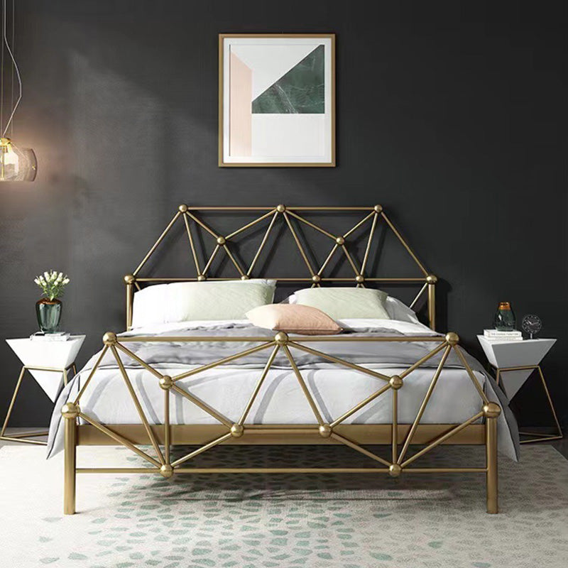 Zeitgenössischer nordischer Dreieck-Pyramiden-Glas-Schiefer-Metall-Beistelltisch für das Bett 