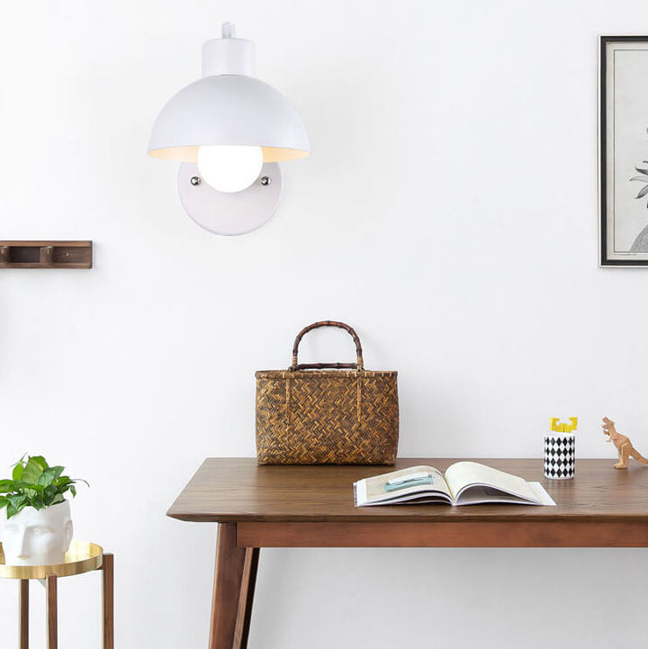 Lámpara de Pared de 1 Luz con Brazo de Madera Ajustable en Semicírculo de Hierro Nórdico Moderno 