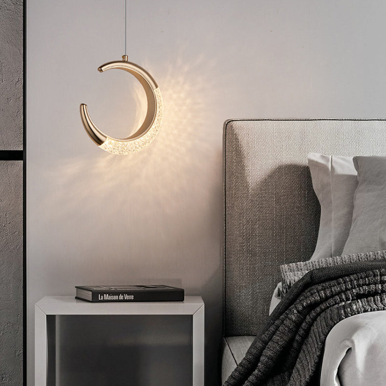 Contemporary Scandinavian Moon Circle Alloy PMMA LED Pendant Light For Bedroom