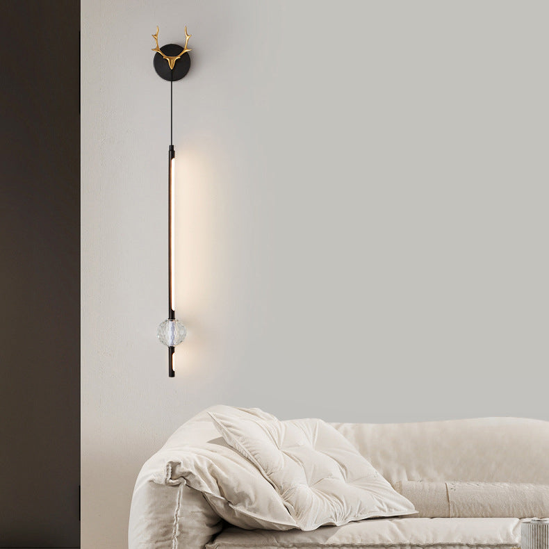 Moderne minimalistische Streifen Geweih Orb voller Kupfer Kristall Silikon LED Wandleuchte Lampe für Schlafzimmer 
