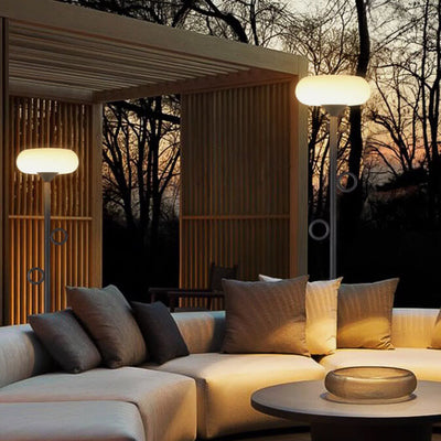 Lámpara de pie para exteriores con tira LED de acero inoxidable de simplicidad moderna solar para patio exterior 