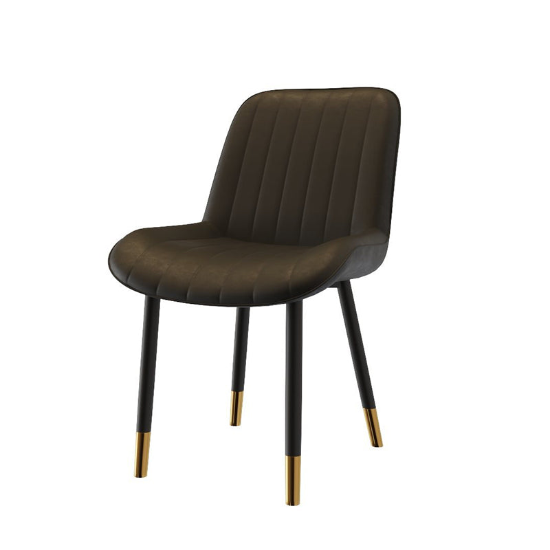 Chaise de salle à manger moderne de luxe carrée incurvée en similicuir avec dossier sans accoudoirs pour salle à manger 