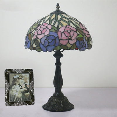 Traditionelle Tiffany Rose Blume Buntglas Kuppel 1-Licht Tischlampe für Schlafzimmer 