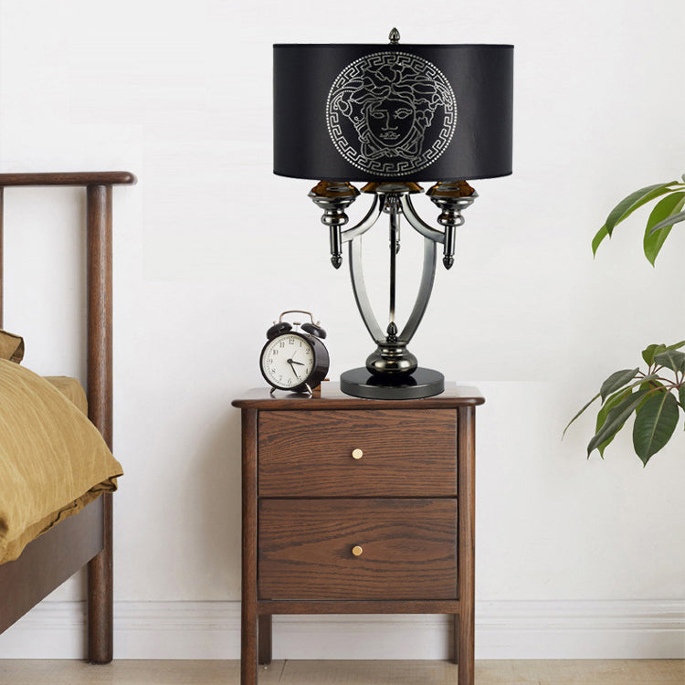 Lampe de table à 3 lumières en tissu rétro contemporain avec cylindre en marbre et fer pour étude 