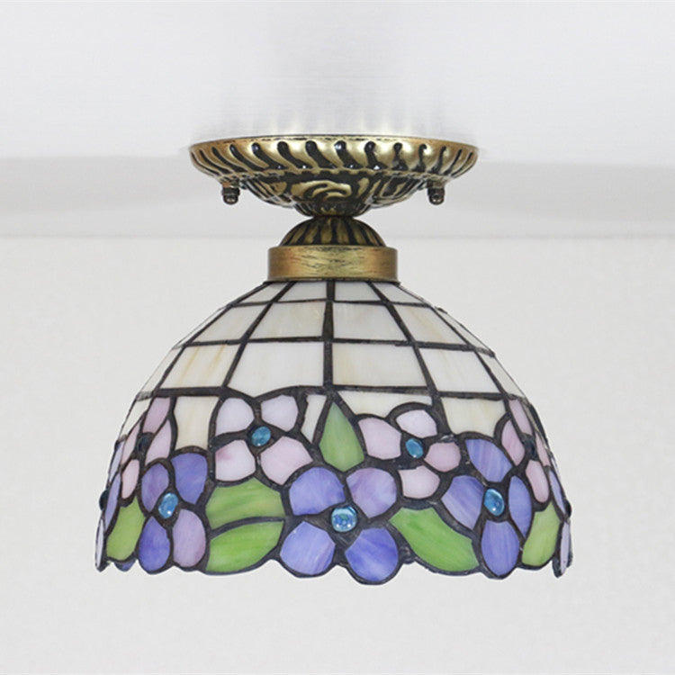 Traditionelle, pastorale Tiffany-Deckenleuchte mit violetter Blume und Buntglas in Schalenform mit einer Lampe und halbbündiger Montage für das Wohnzimmer 