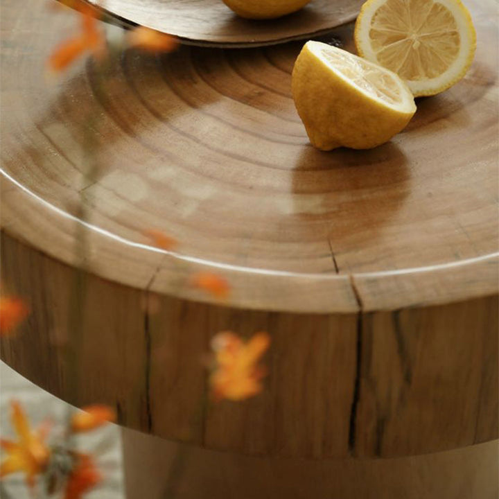 Traditioneller runder Couchtisch aus Kiefernholz im japanischen Stil mit 1 Ablage für das Wohnzimmer 