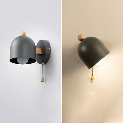 Applique murale 1 lumière avec abat-jour en dôme simple nordique et cordon de tirage en bois 