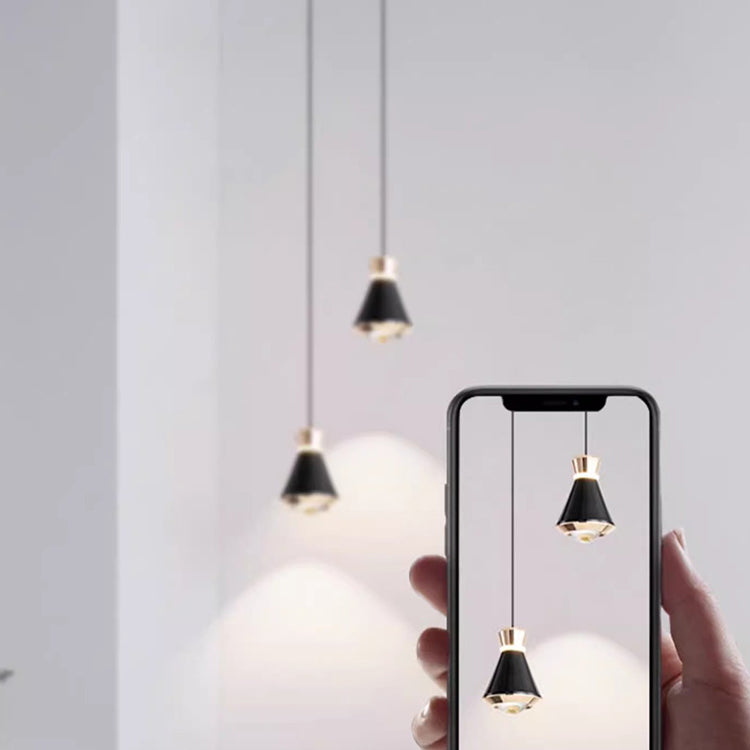 Zeitgenössische nordische konische Aluminium-Acryl-LED-Pendelleuchte für Wohnzimmer 