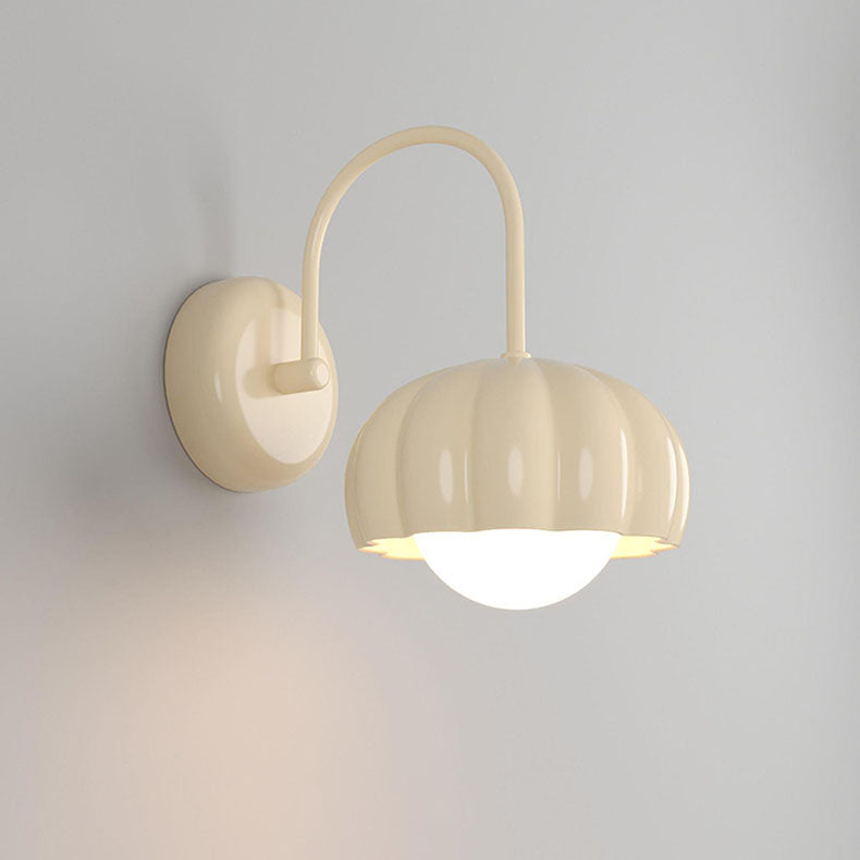Moderne minimalistische cremefarbene ovale Wandleuchte aus Kunstharz PE mit 1 Licht für Schlafzimmer 