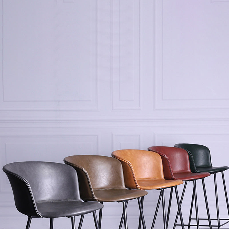 Tabouret de bar contemporain rétro en cuir carré avec dossier en acier inoxydable et repose-pieds pour salle à manger 