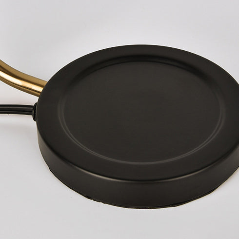 Moderne minimalistische 1-flammige Tischlampe aus Eisenzylinder für Schlafzimmer 