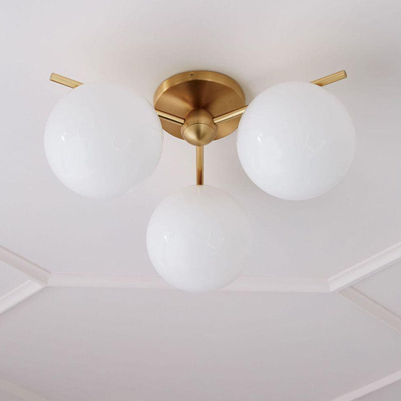 Zeitgenössische nordische Kugelzweig-Deckenleuchte aus Eisen und Kupferglas mit 3/6 Lichtern, halbbündige Deckenmontage für Wohnzimmer 