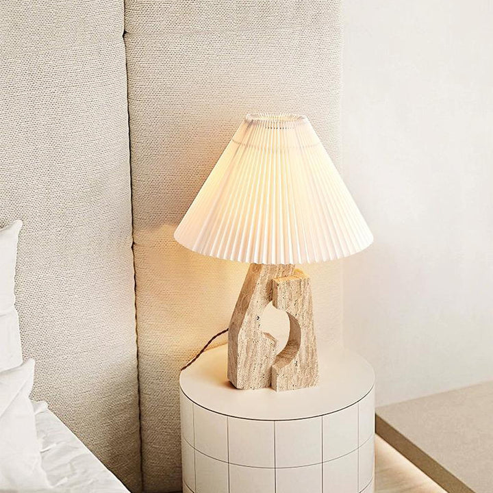 Zeitgenössische kreative Kuppel Stein Stoff 1-Licht Tischlampe für das Studium 