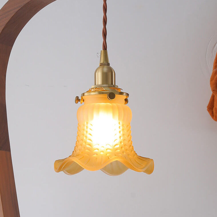 Japanischer minimalistischer Walnuss-Tischlampe mit floralem Glasschirm und 1 Licht 