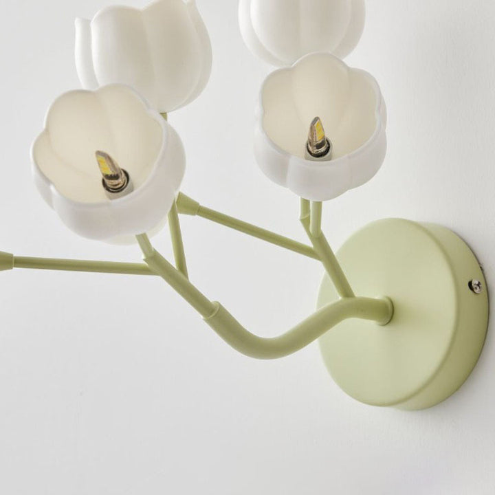 Applique murale à 6 lumières en fer avec branche de campanule scandinave contemporaine pour chambre à coucher 