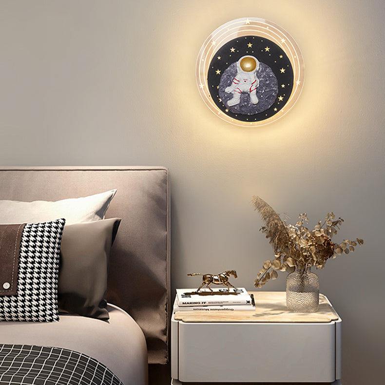 Zeitgenössische kreative Sternenhimmel Mond Harz Astronaut Runde LED Wandleuchte Lampe für Wohnzimmer 