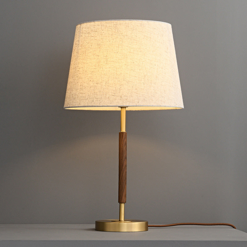 Lampe de table contemporaine rétro en laiton avec abat-jour en tissu cylindrique 1 lumière pour chevet 