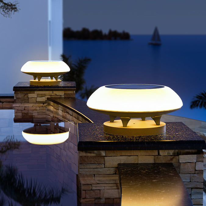 Simplicité moderne solaire étanche en acier inoxydable PE rond vaisseau spatial LED éclairage paysager lumière extérieure pour Patio extérieur 