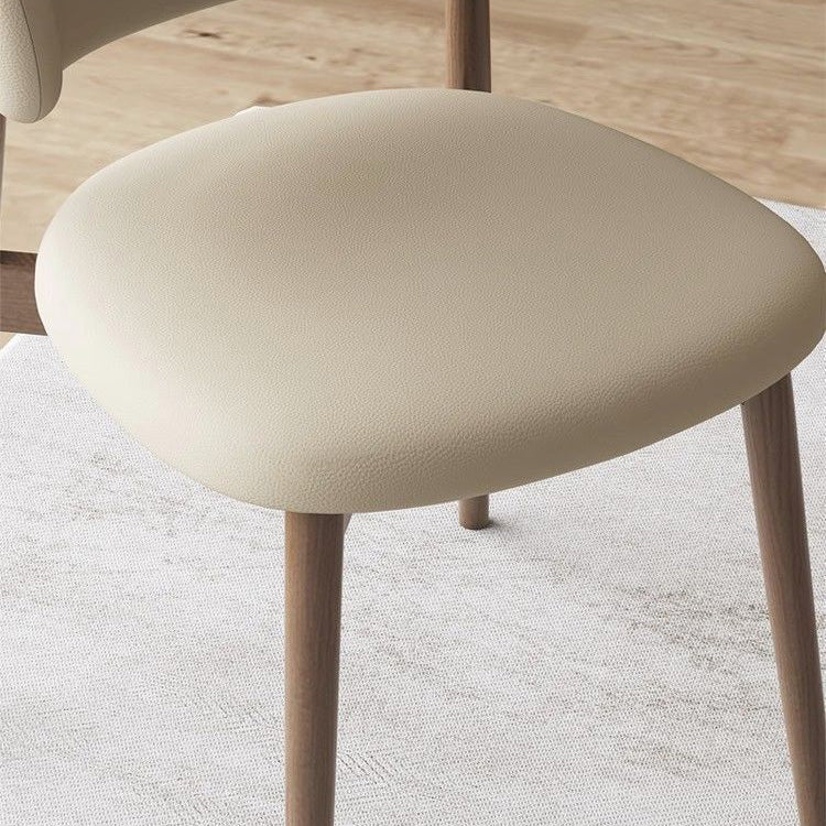 Moderna silla de comedor sin brazos de cuero nappa cuadrado nórdico contemporáneo con marco de metal para comedor 