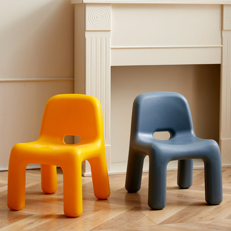 Chaise pour enfants en plastique carré créatif contemporain avec dossier pour salon 