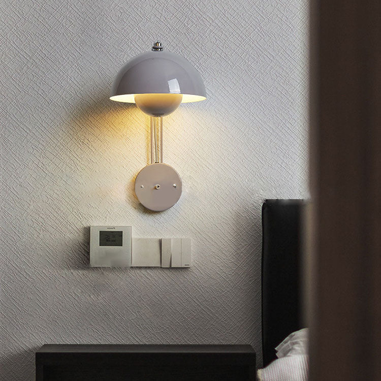 Moderne minimalistische drehbare LED-Wandleuchte