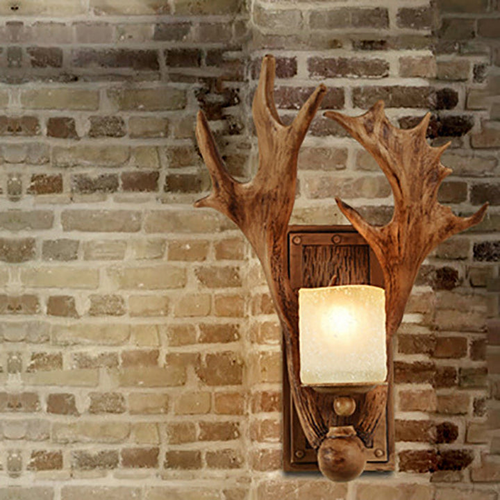 Applique murale contemporaine scandinave en résine avec cylindre à bois de cervidé et verre à 1 lumière pour salon 