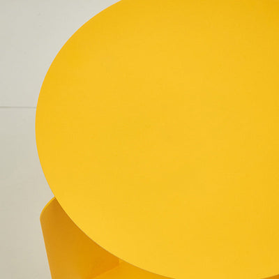 Mesa de café de hierro redonda minimalista moderna con 1 estante para sala de estar 