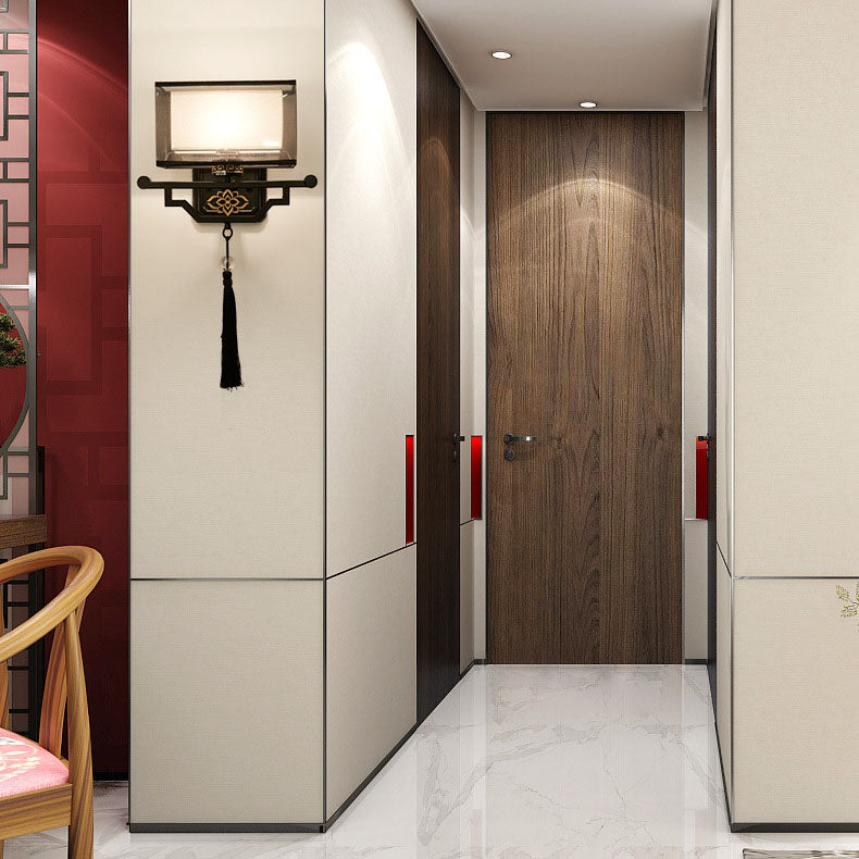 Aplique de pared de 1 luz con pantalla de tela de hierro rectangular con borlas tradicional china para dormitorio 