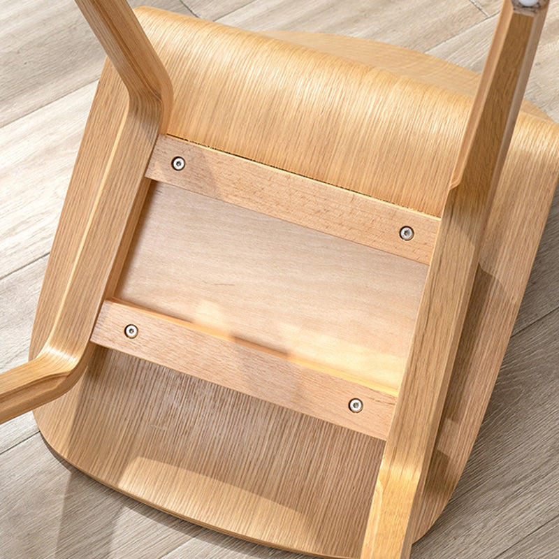 Chaise de salle à manger contemporaine nordique en bois massif avec dossier pour salle à manger 