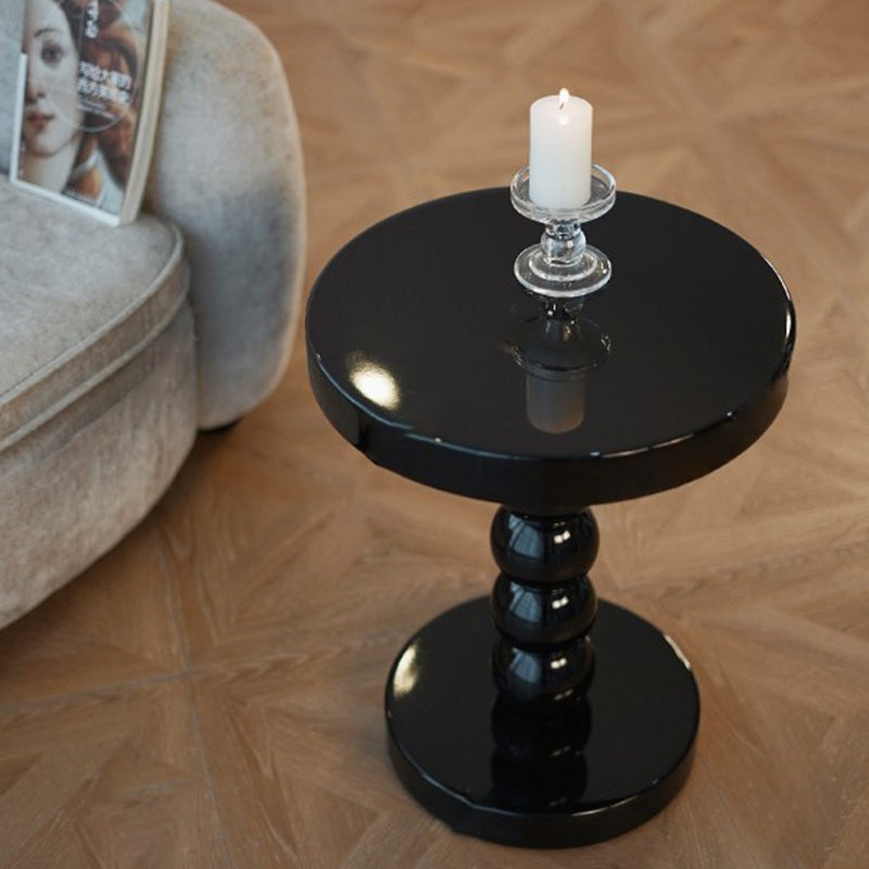 Table basse ronde vintage traditionnelle en bois perlé pour salon 